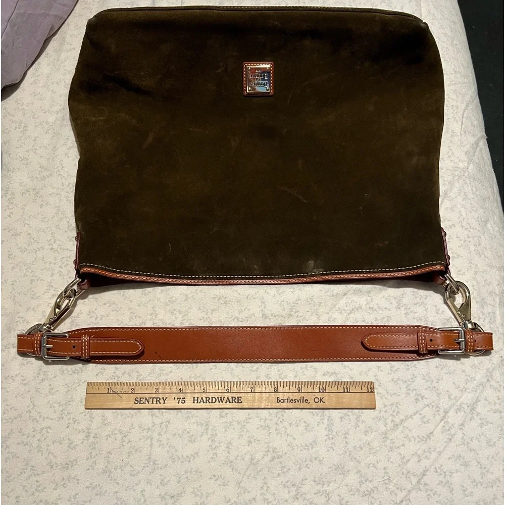 RARE·DISCONTINUED Dooney & Bourke Suede XL Courtney Sac - Olive. EUC - Picture 7 of 12